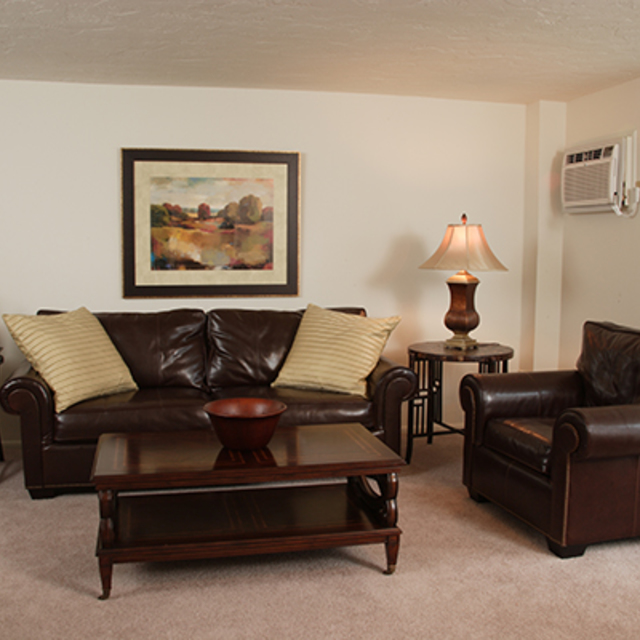 Rocky River Apartments Linden House West Gallery